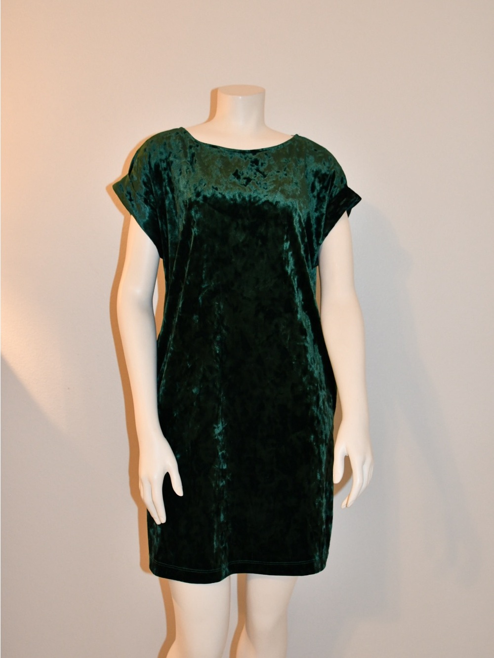 First Love Emerald Green Velvet Short Sleeve Shift Dress